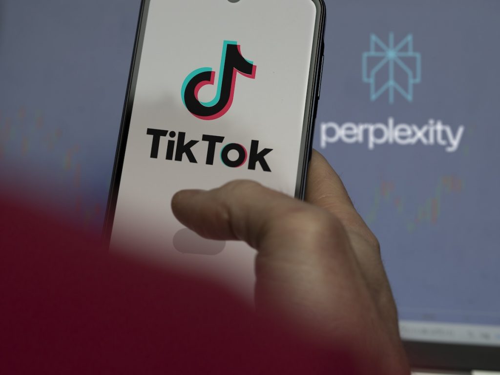 Perplexity se positionne pour racheter TikTok : ce que l’on sait