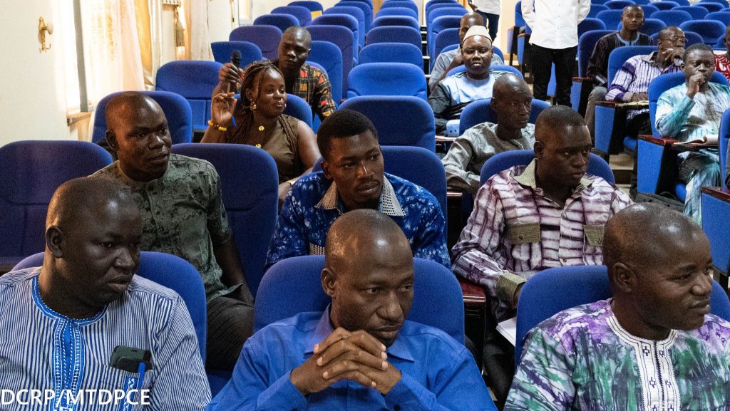 597916300 1237037065142417 840595366805185289 n